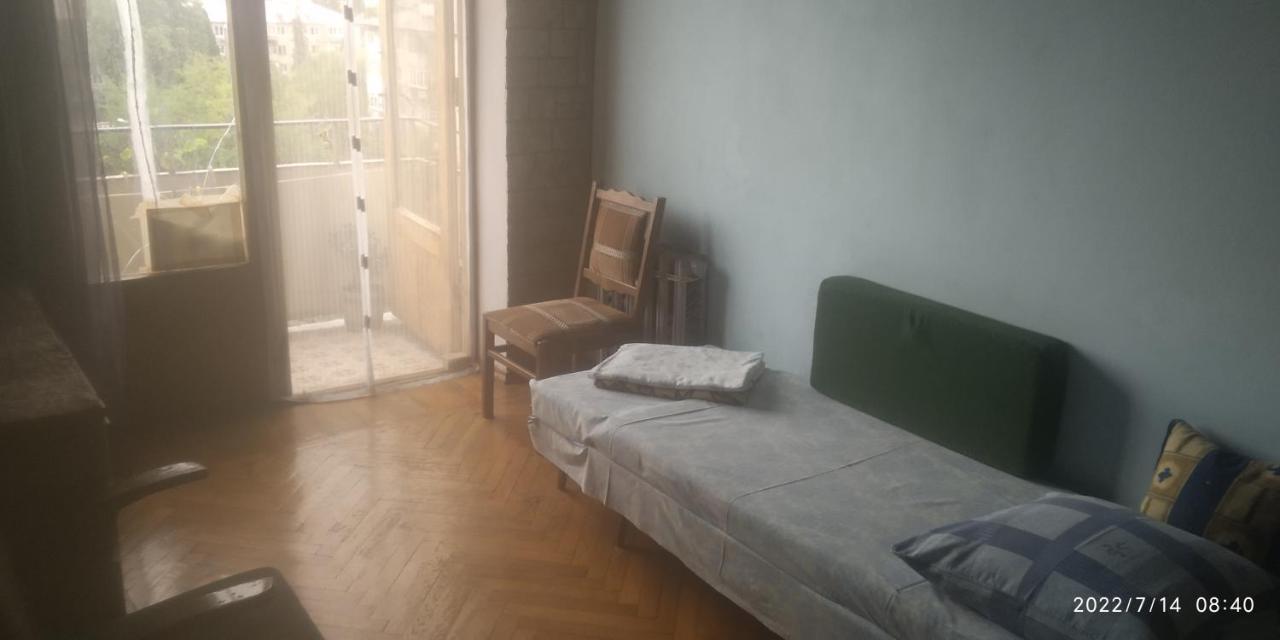 Уютная Комната Gagra Ngoại thất bức ảnh