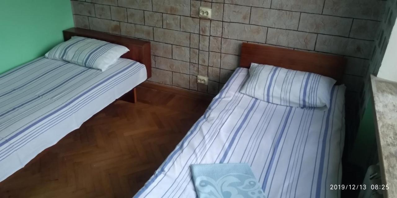 Уютная Комната Gagra Ngoại thất bức ảnh